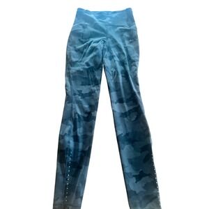 Lululemon Black Camo High-Rise Leggings 25" Inseam Women's Size 6 (Est.)